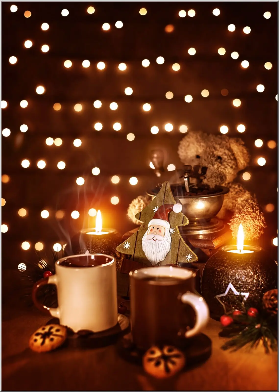 Weihnachtspostkarte Bokeh mit Kaffee und Kerzenschein